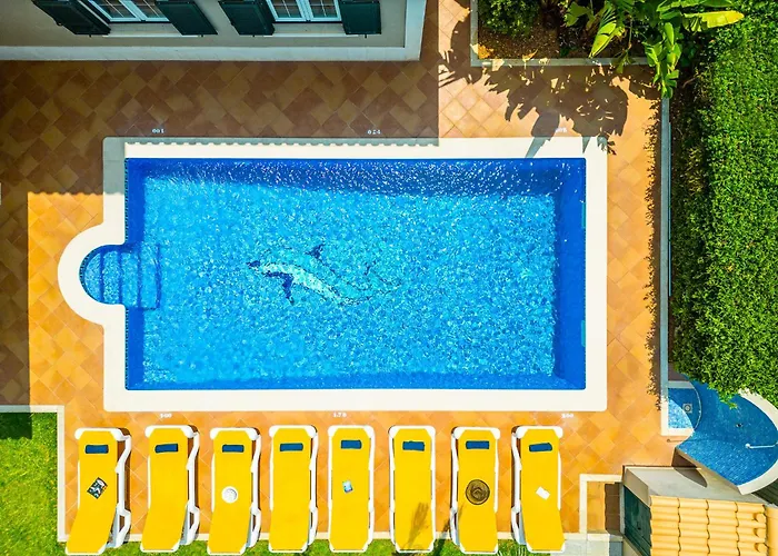 Hawaii By Algarve Vacation Villa *