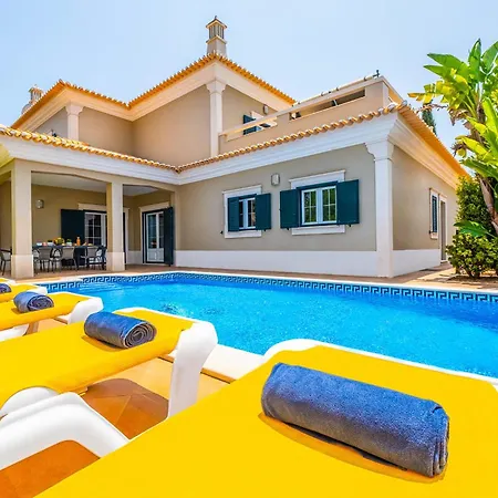 Hawaii - Ferias Relaxantes Com Piscina Aquecivel E Bbq - Villa Albufeira